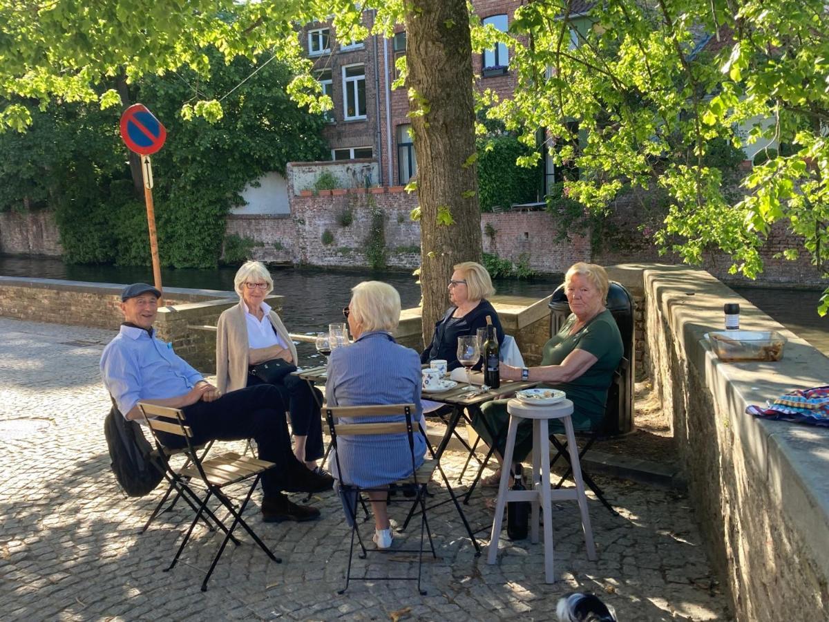 Canal Central Brugge Ngoại thất bức ảnh